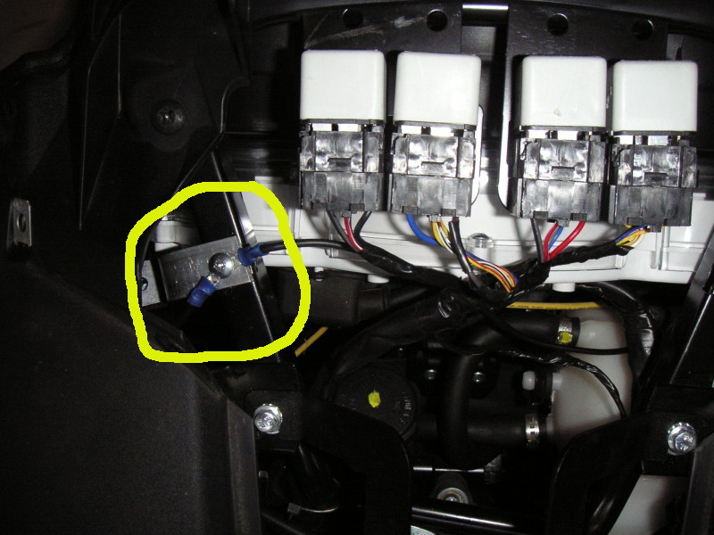Mounting bracket from Lex500's post and the ground for the horn along with the ground for my 12v outlet.