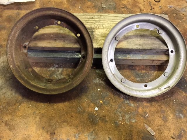 Rim on right looked just like rim on left before rust removal