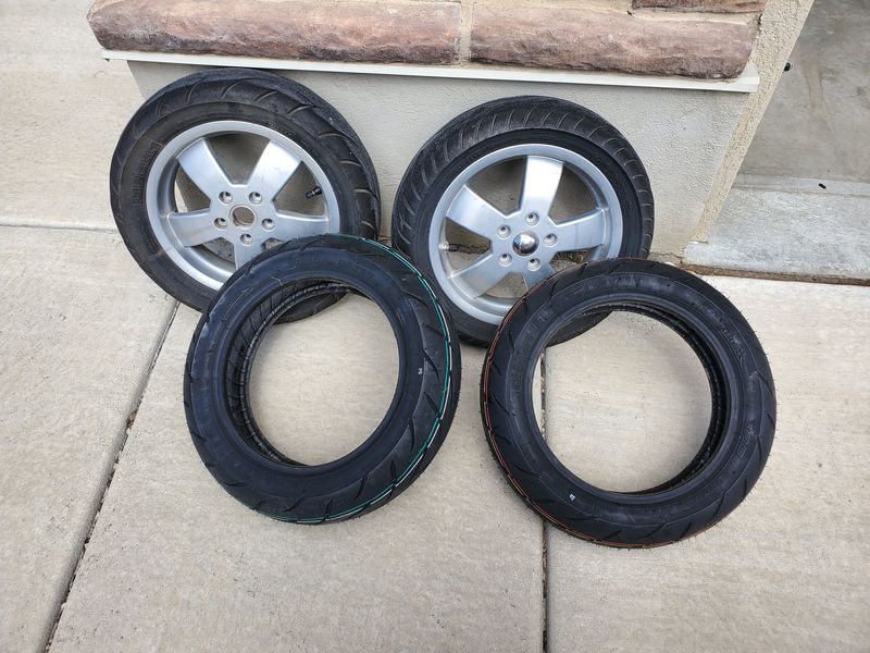 Modern Vespa Tire review IRC NR77U