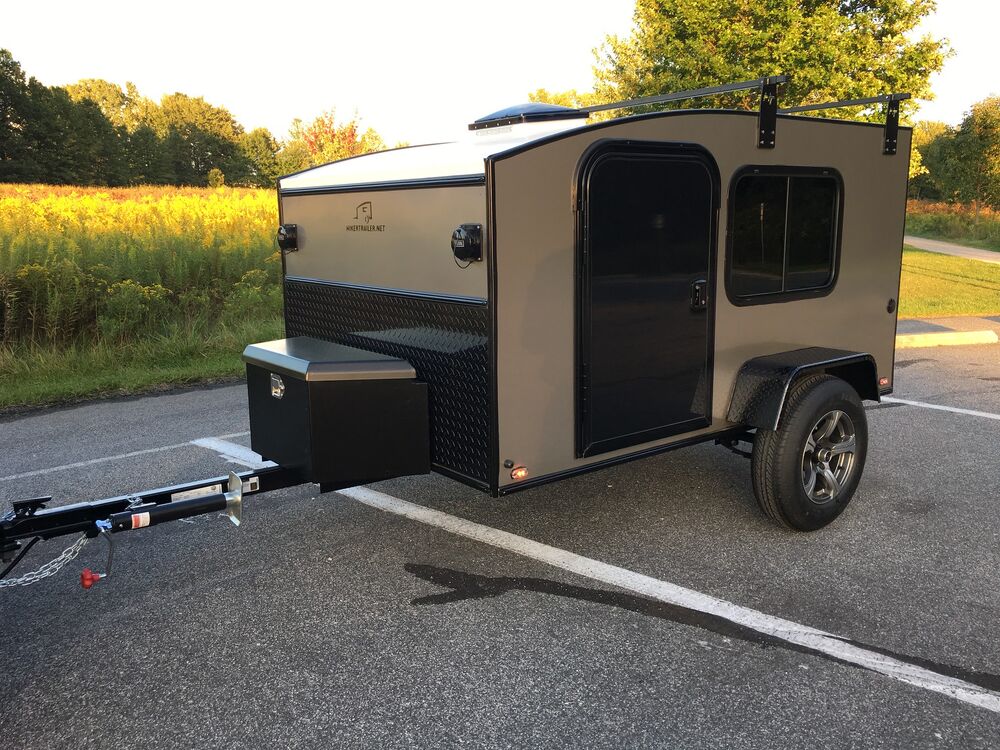 And this has two wheels! ;) 5X8 Hiker squaredrop trailer.