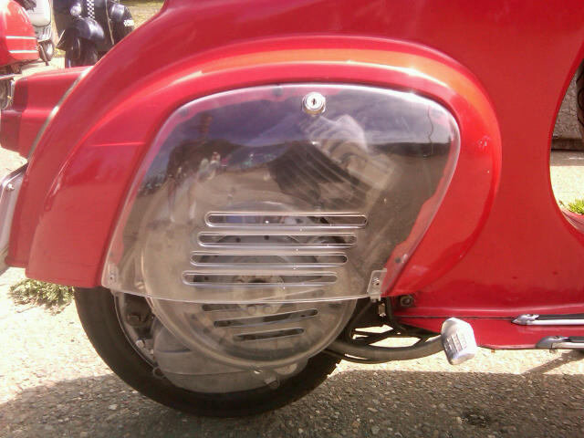 The fan and cylinder shroud are see through also.