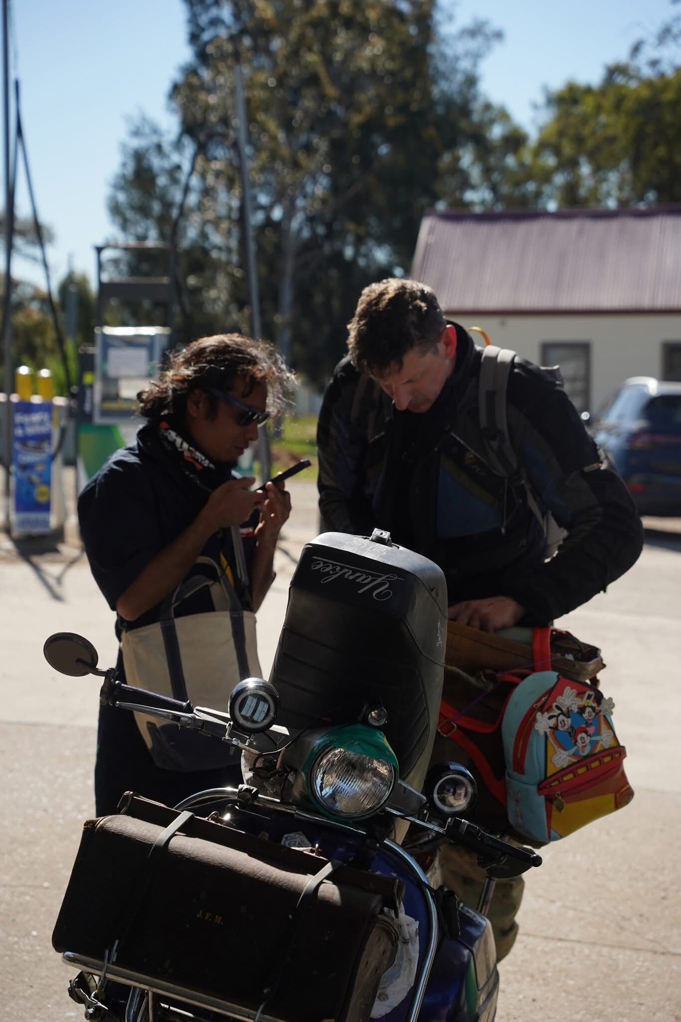 "Column" live-streaming to Malaysia.