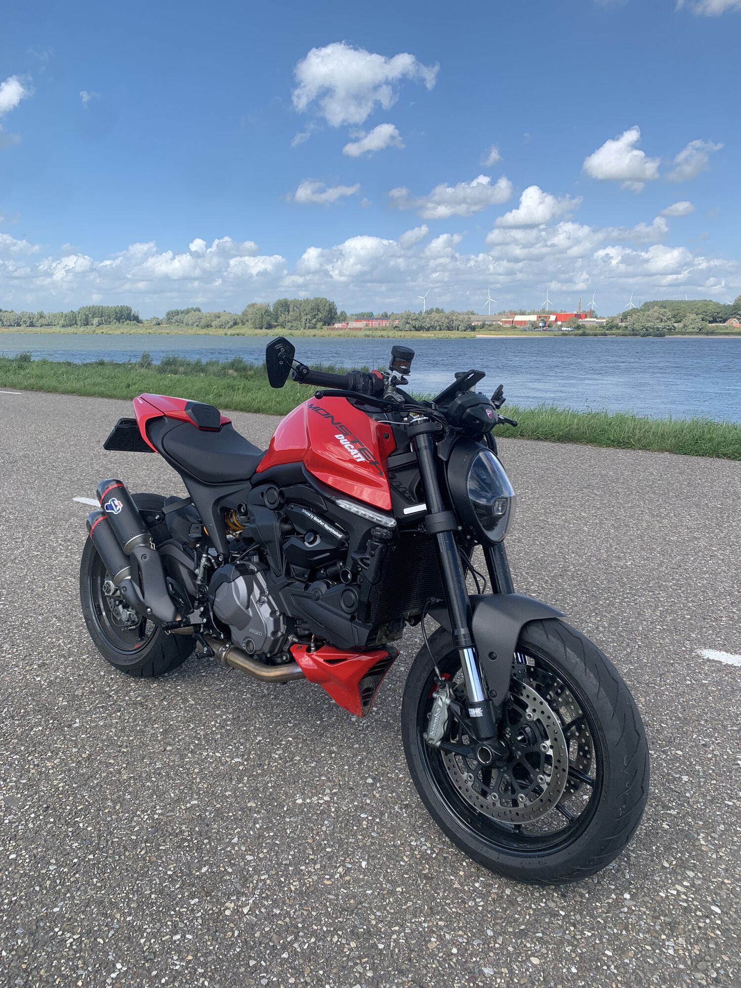 Forum member supplied image with no explanatory text