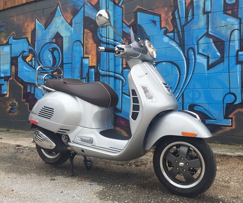 Modern Vespa Tripo's Vespa!