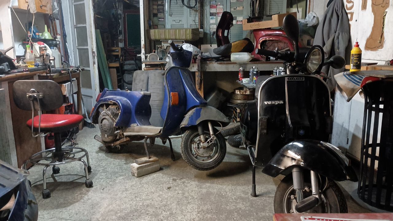 Black beast outbound and BlueBird freshly arrived begging for attention