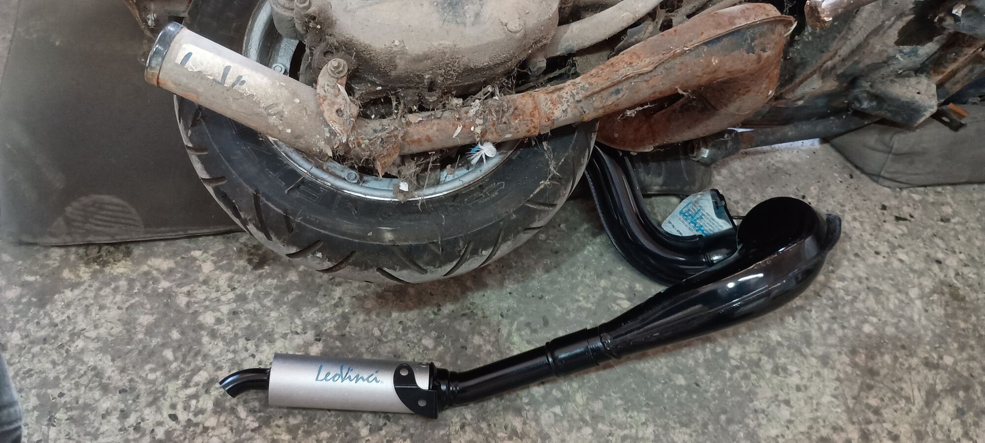 In fact it bears a very strong resemblance to the NOS Leo Vinci pipe i was just given!