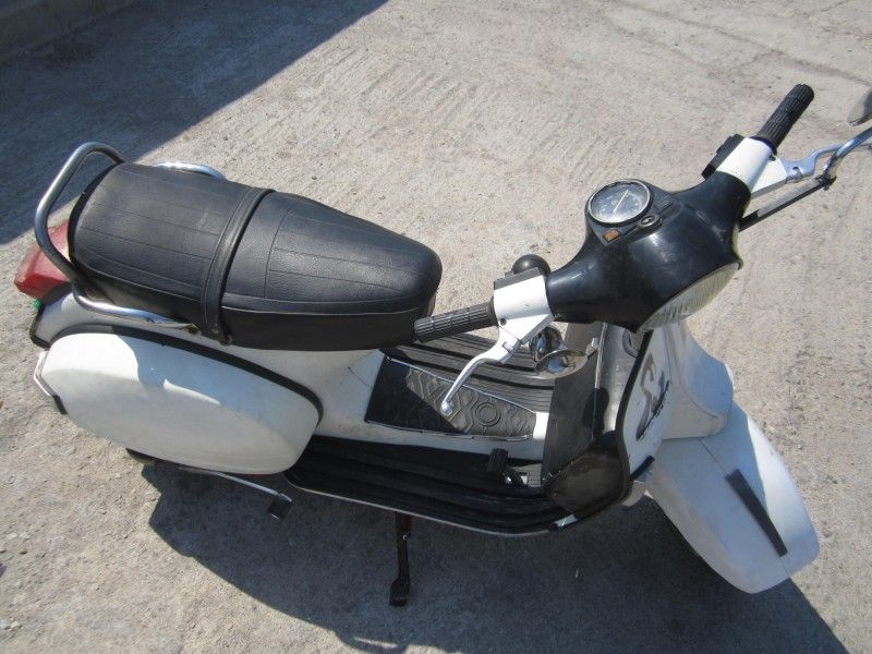 The dogleg is easier to pull and the up top adjustment is icing on the cake that makes setting for the sweet spot dead easy.