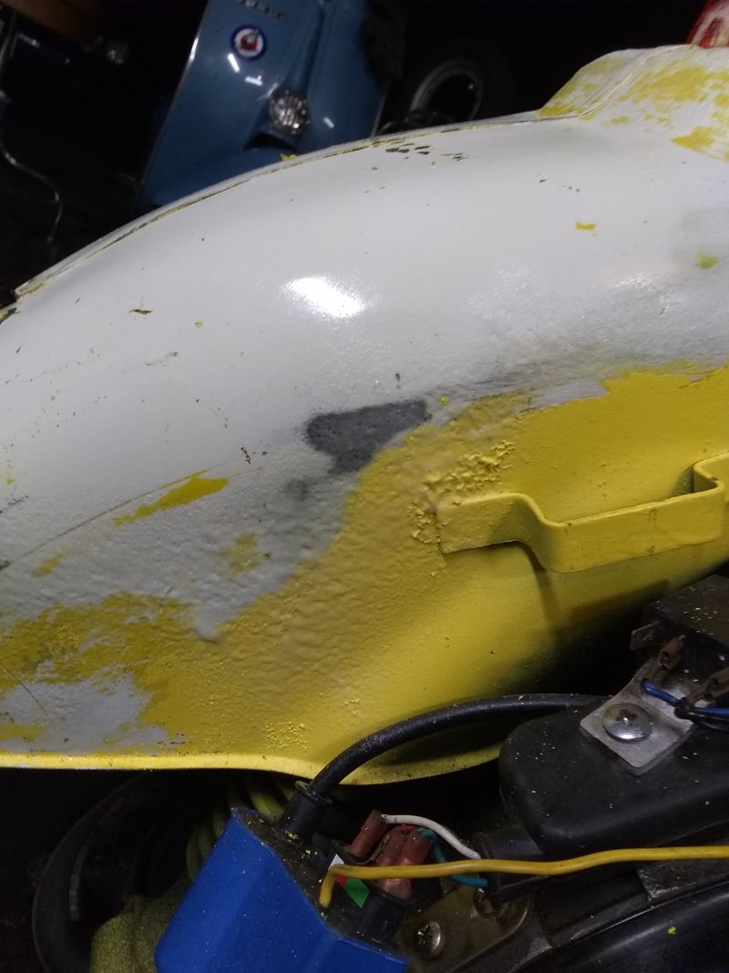 you can see the gasket remover sort of stays in place & doesn't just run down and the yellow bubble up loose