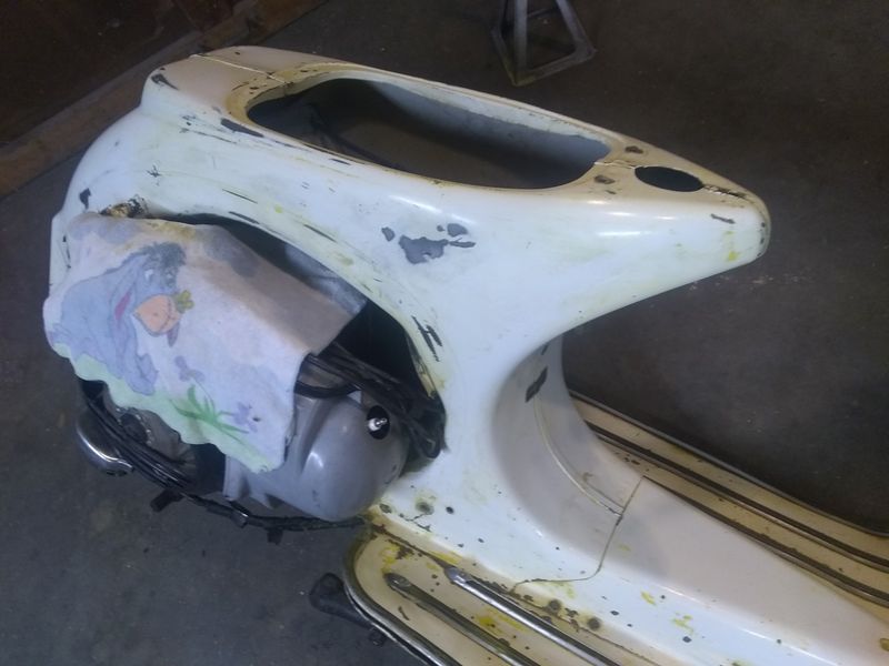 a little wear  but mostly good sound old paint
hey there, Eeyore lil buddy