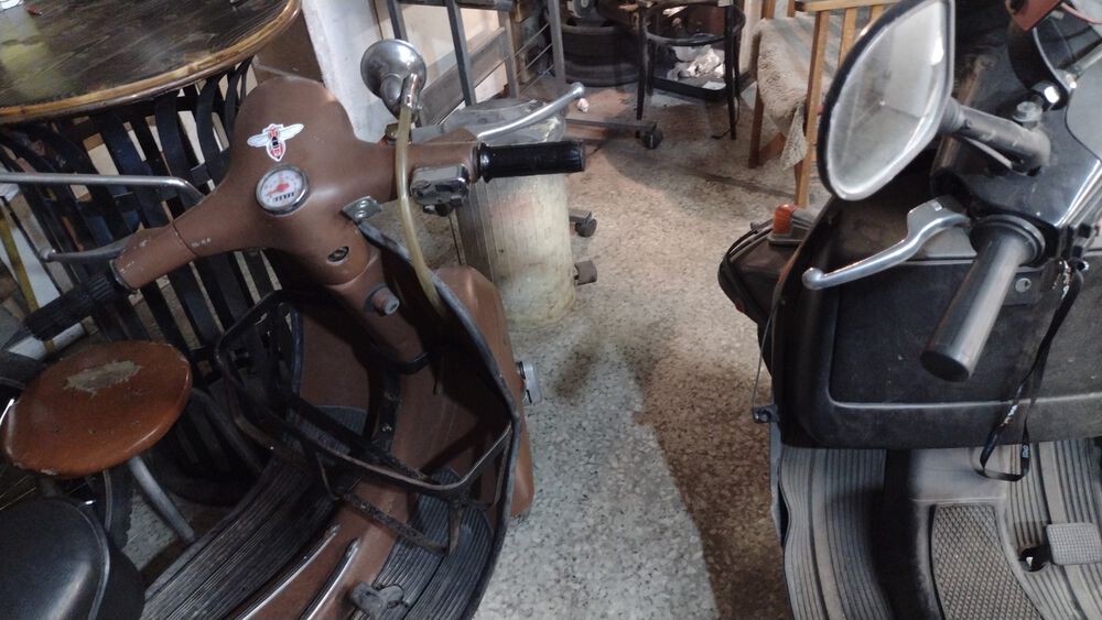 Now to find a foot operated air thingy for my horn!