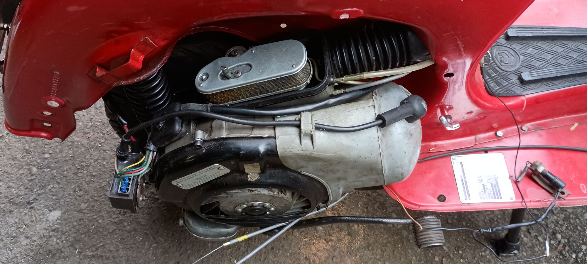 I just put one on the LML motor in my charming Bajaj bodge project and besides the filter it needed the different T5 cover and a 3D printed 'riser' to fit the stock air box.