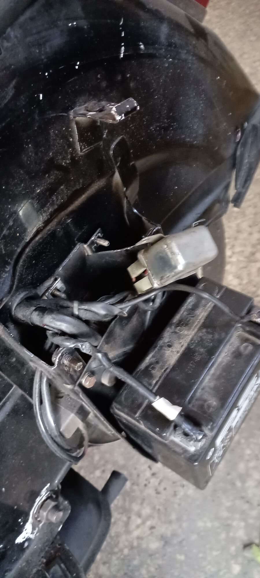 Here's the solenoid dug out, maybe that's where I "fixed" it 😁