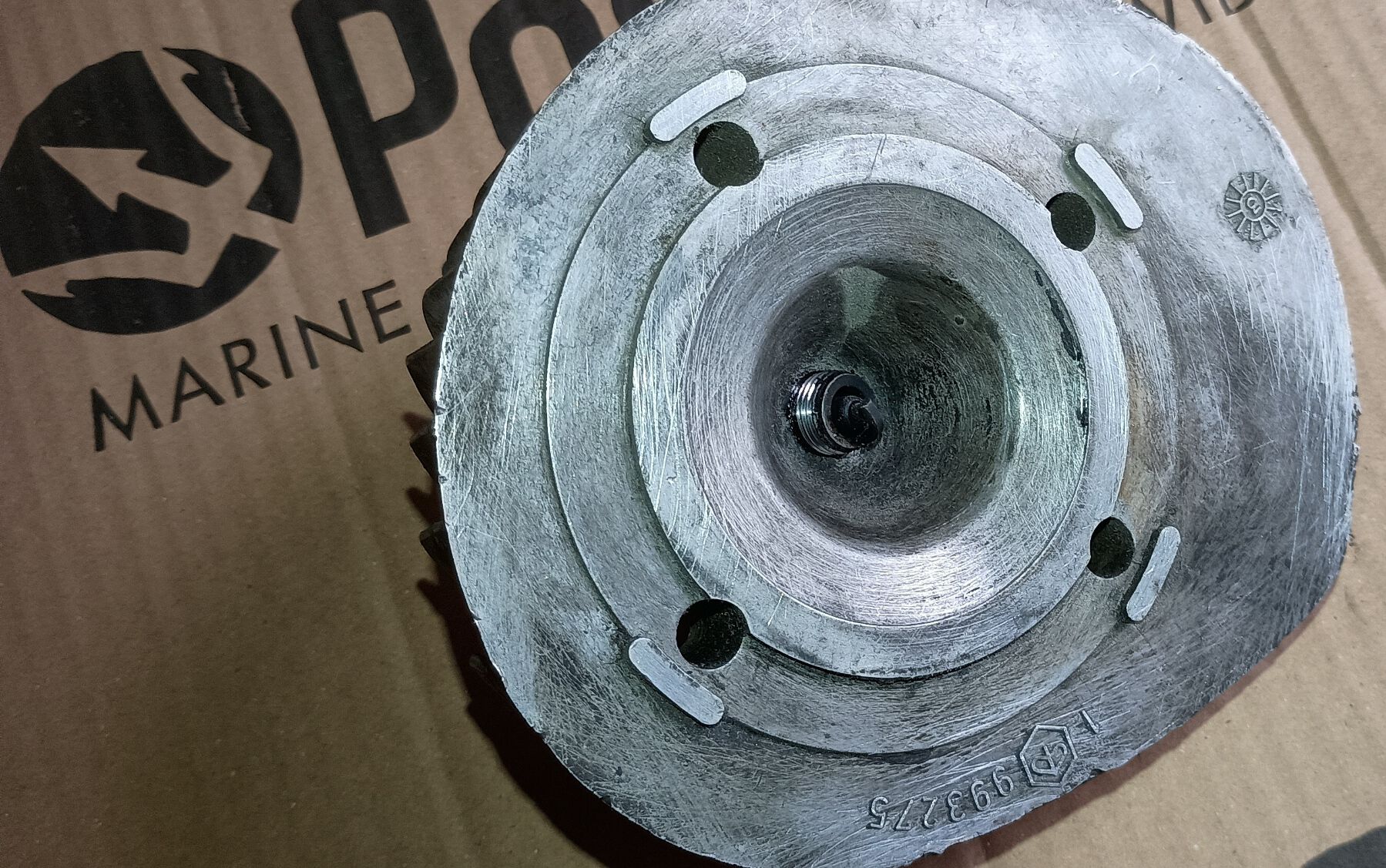 It takes the SHORT plug, like a 150! Here is a long plug installed.