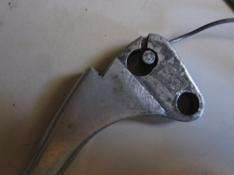Here's a shift cable in there