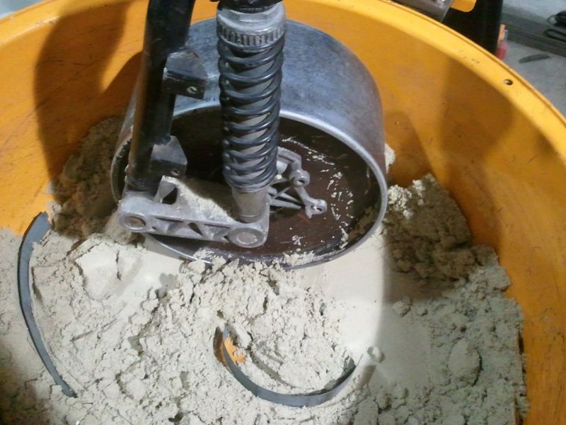 Templates for where we will set the plows to push the sand back under the wheel.
Brake disk replace by heavy sheet metal to keep the sand out.