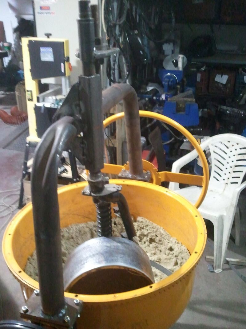 Adjustable up & down(big screw) as well as angle of attack(slot to rotate fork)