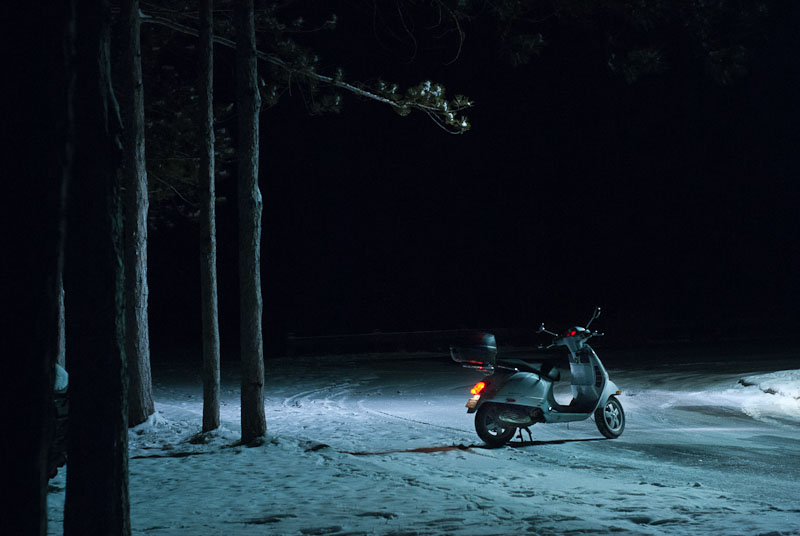 Vespa GTS 250ie in the snow.