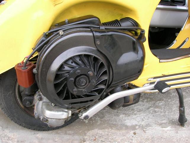 Modern Vespa : NEWBIE with a new scoot