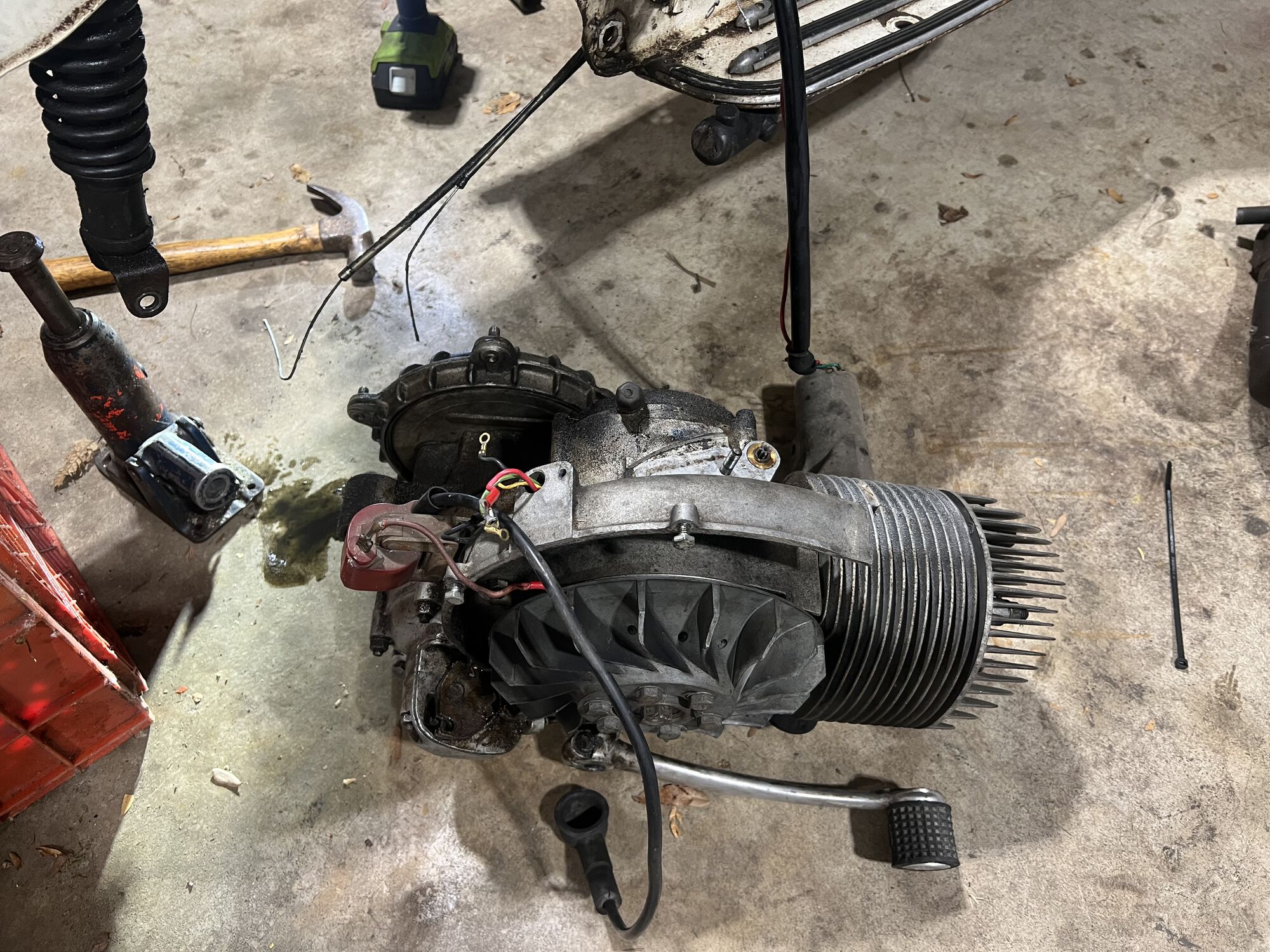 Motor looks okay, the wiring is in good shape