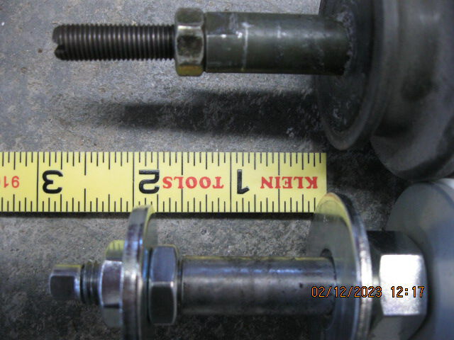 Top unthreaded portion