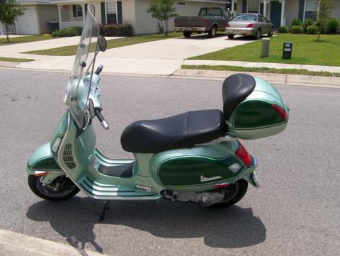 Modern Vespa : My Vespa GT 200