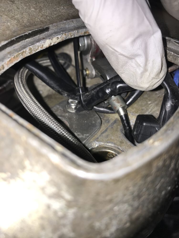 another pic that shows the cable routing