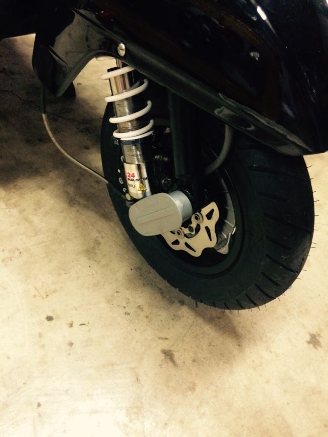 Modern Vespa Suspension Upgrades Shocks & Rims