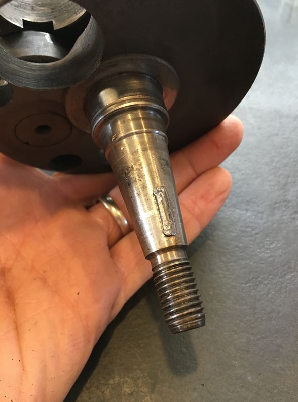 Modern Vespa VBB2 flyside woodruff key not coming out