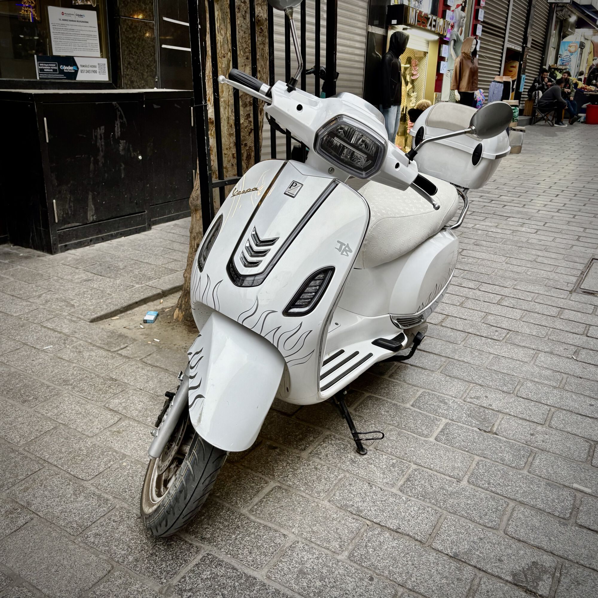 Forum member supplied image with no explanatory text